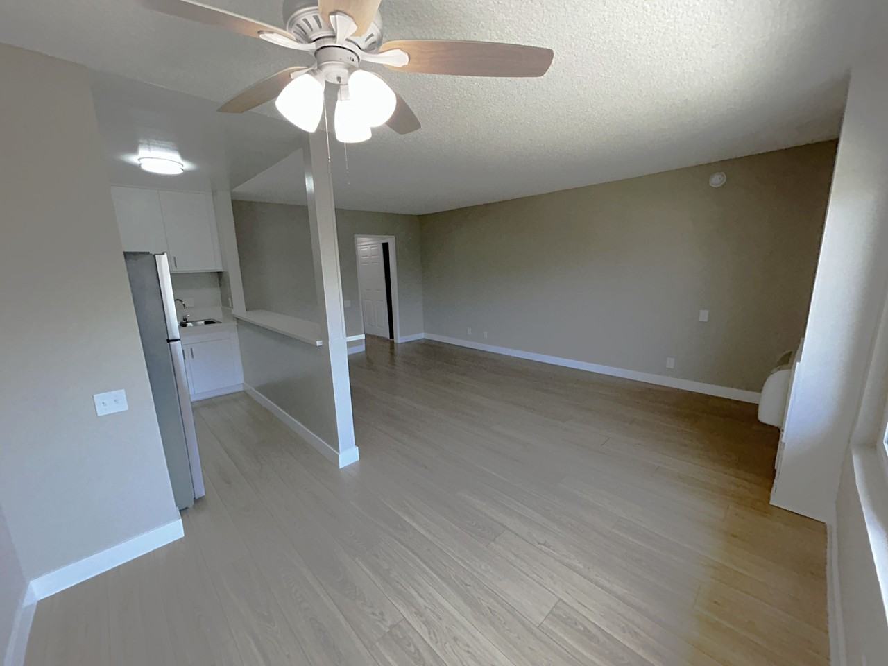 2168 - 8719 Orion Ave. - Photo 4 of 15