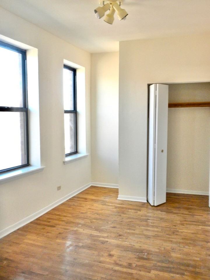 2319 N. Kedzie LP - Photo 3 of 25