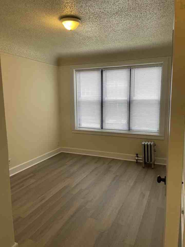 9051-9055 S. Ada Street - Photo 4 of 9