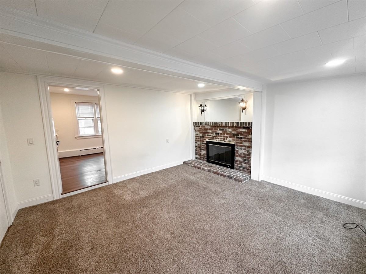 6 Laurel Street - Photo 4 of 11