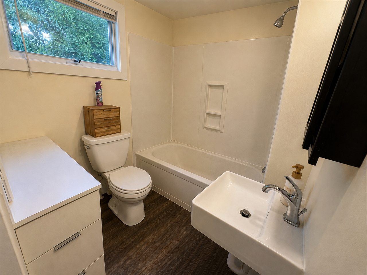 6 Laurel Street - Photo 7 of 11