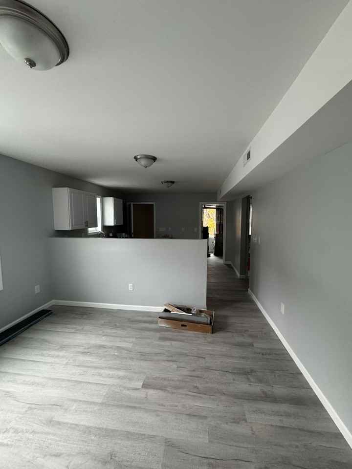240 College St - Photo 5 of 5