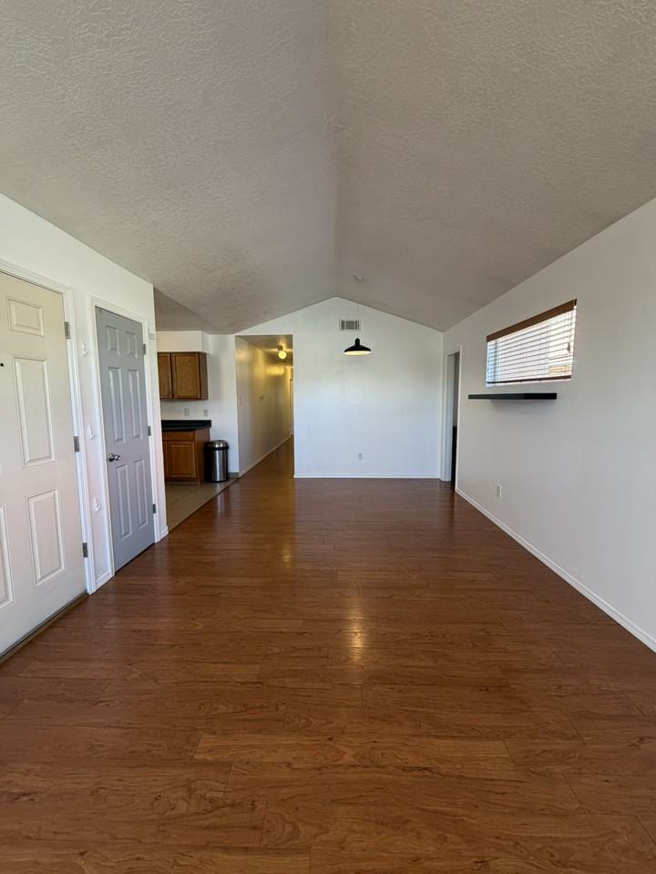 500 Constitution Ave Nw #1 - Photo 6 of 33