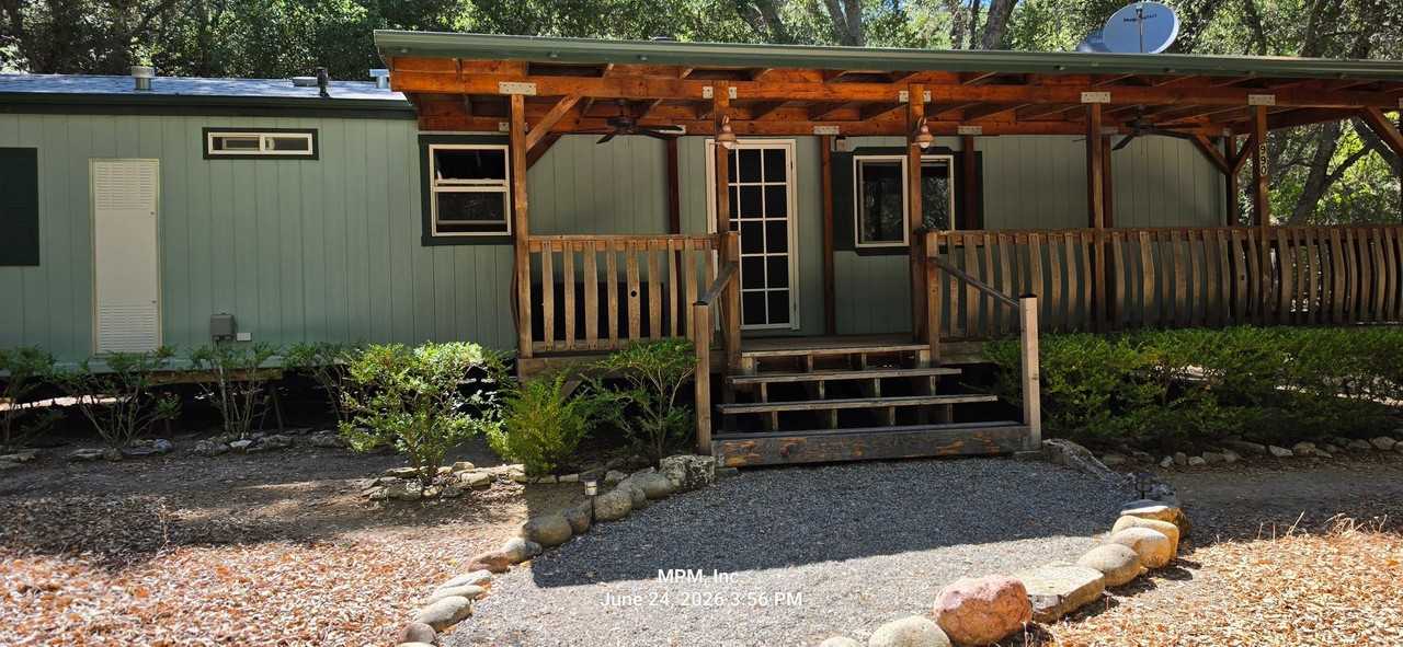 990 Niderer Rd - Photo 3 of 34