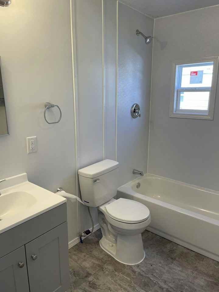 2729 Bailey Avenue - Photo 2 of 12