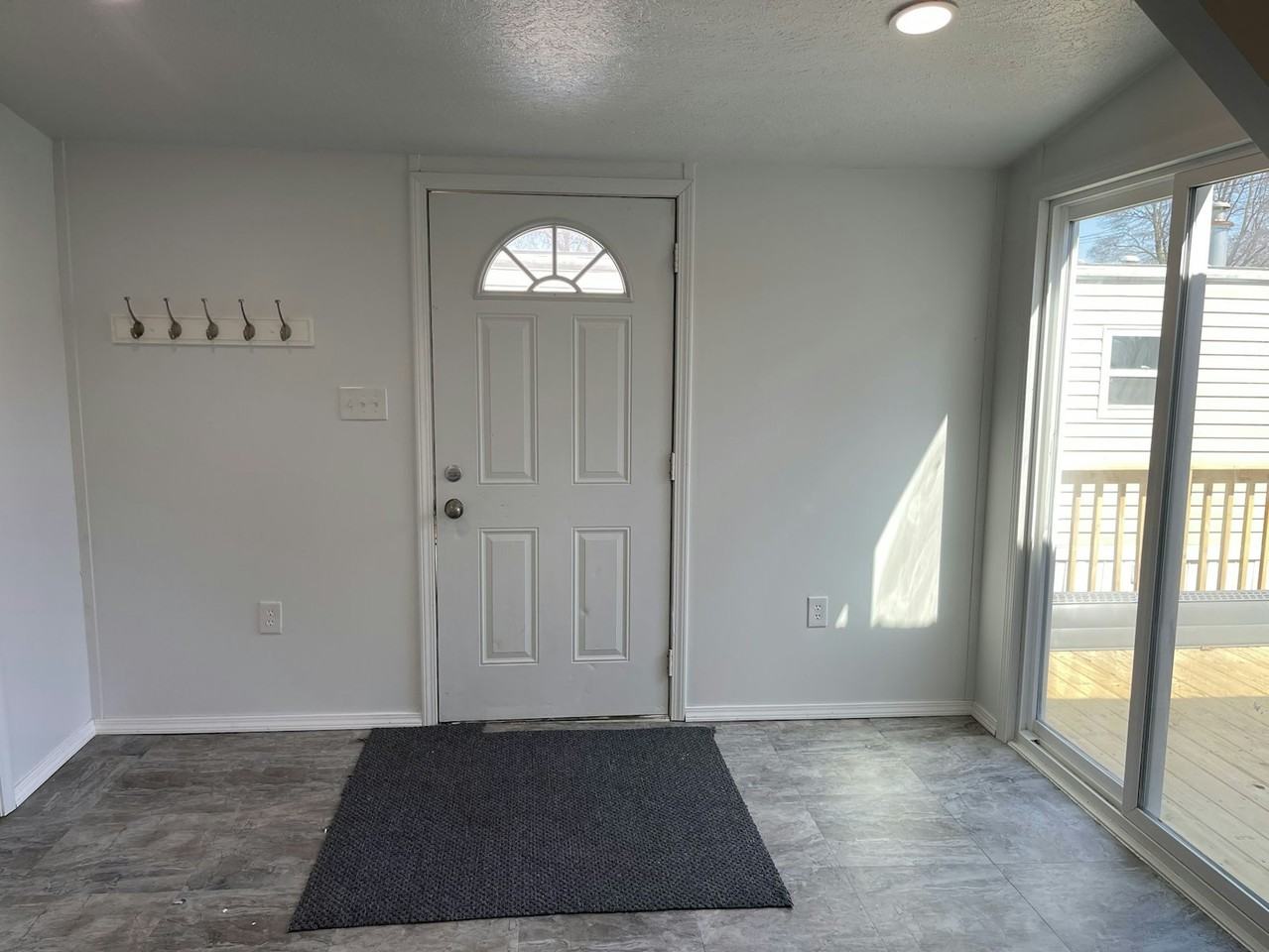 2729 Bailey Avenue - Photo 4 of 12