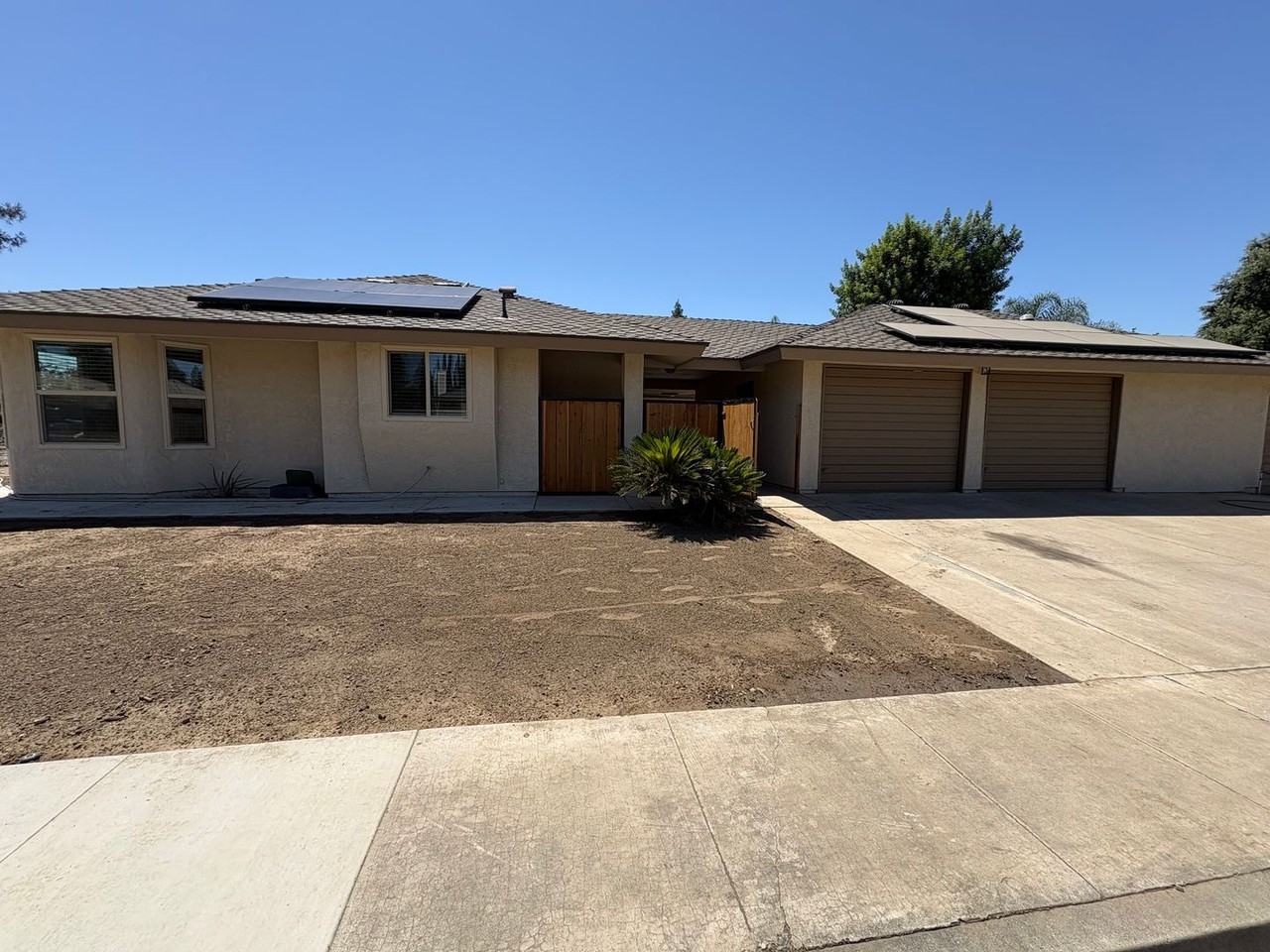 2322 E Vassar Dr - Photo 5 of 40