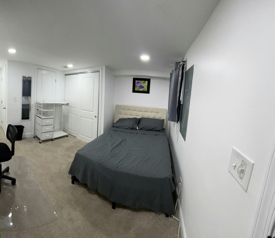727 North Collington Avenue - Photo 2 of 12