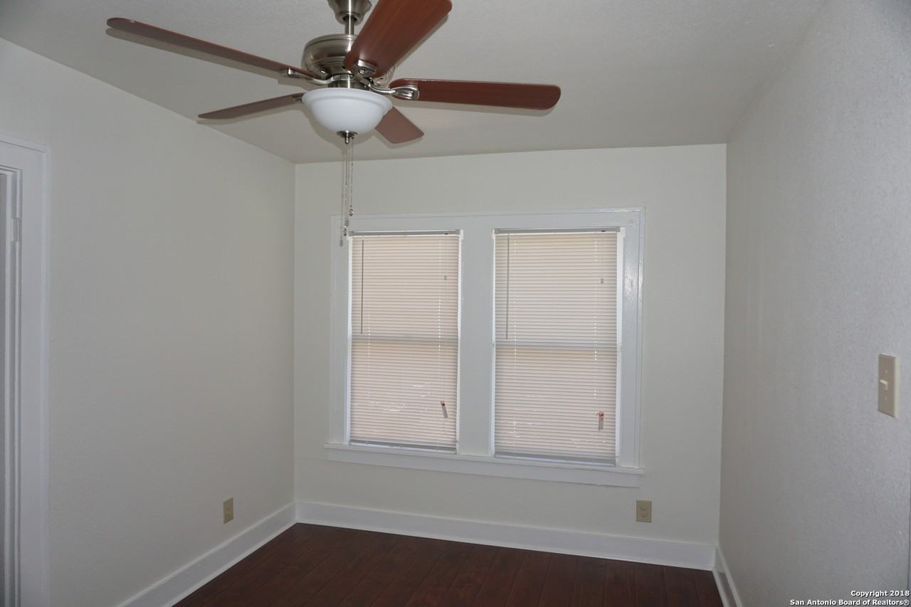 1905 Buena Vista St #1 - Photo 4 of 17