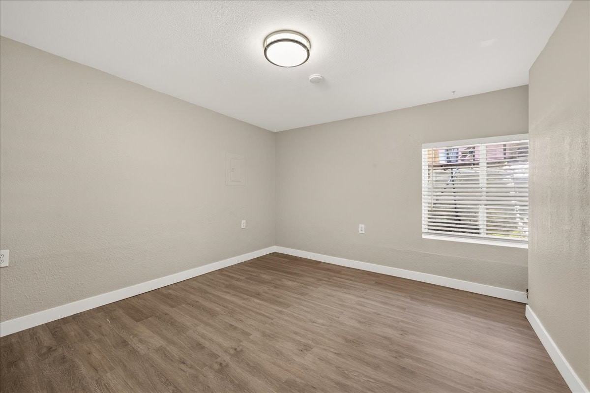1736 King Street, Unit B - Photo 7 of 20