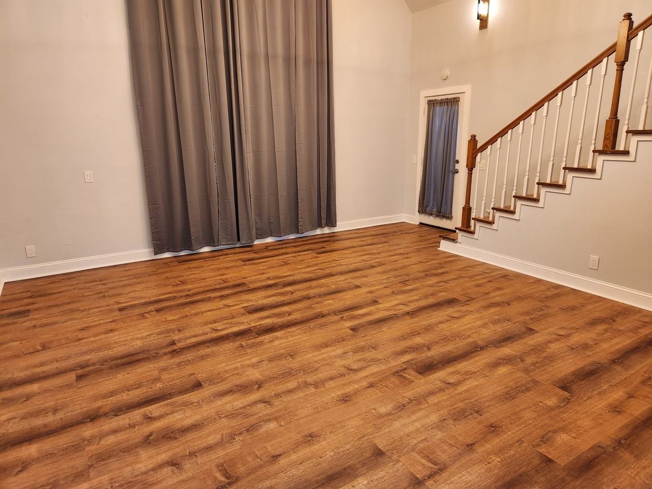 211 Althea Rd - Photo 4 of 18