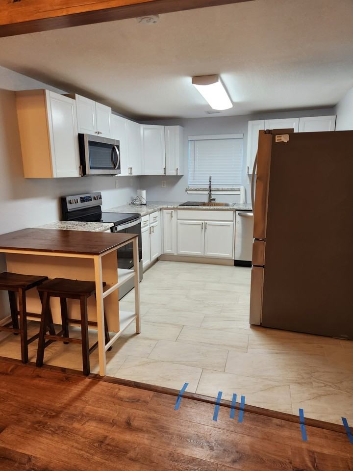 211 Althea Rd - Photo 6 of 18