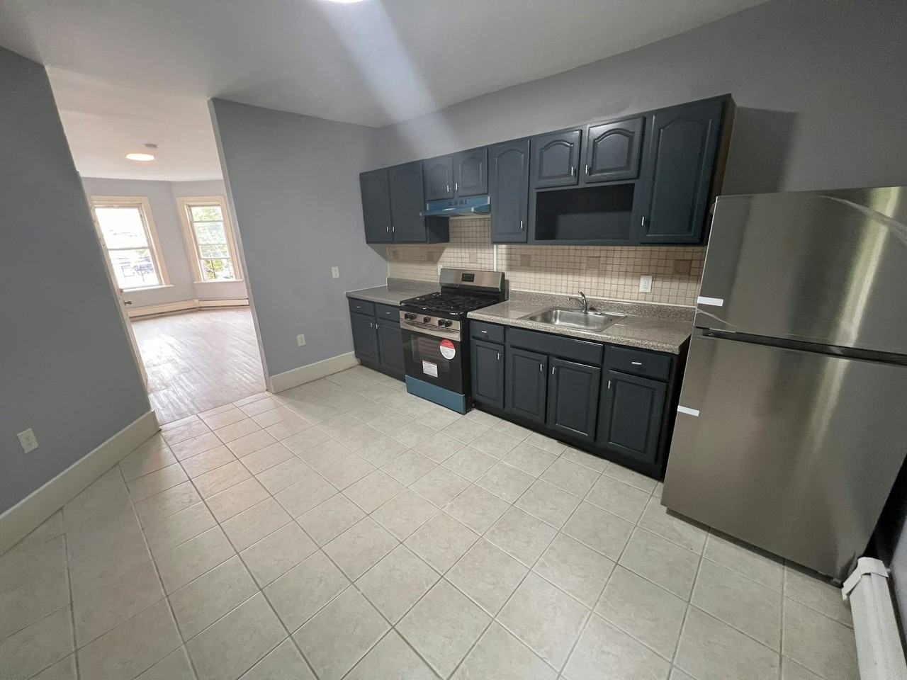 311 Summer Avenue, Unit B - Photo 4 of 13