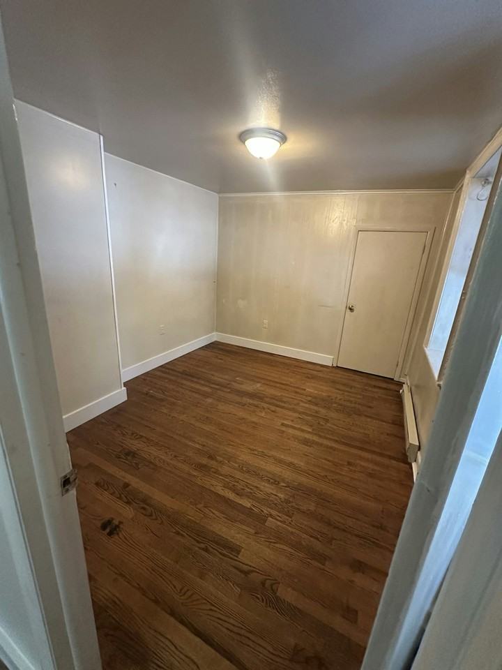 21 West Main Street - Photo 5 of 8