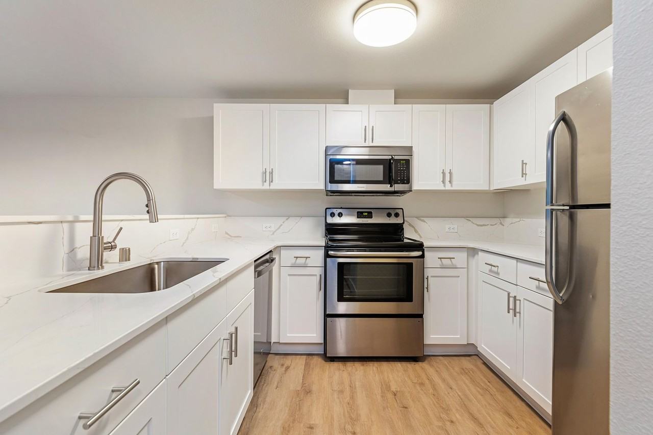 St. Theodore Apartments on Roosevelt! - Photo 5 of 48