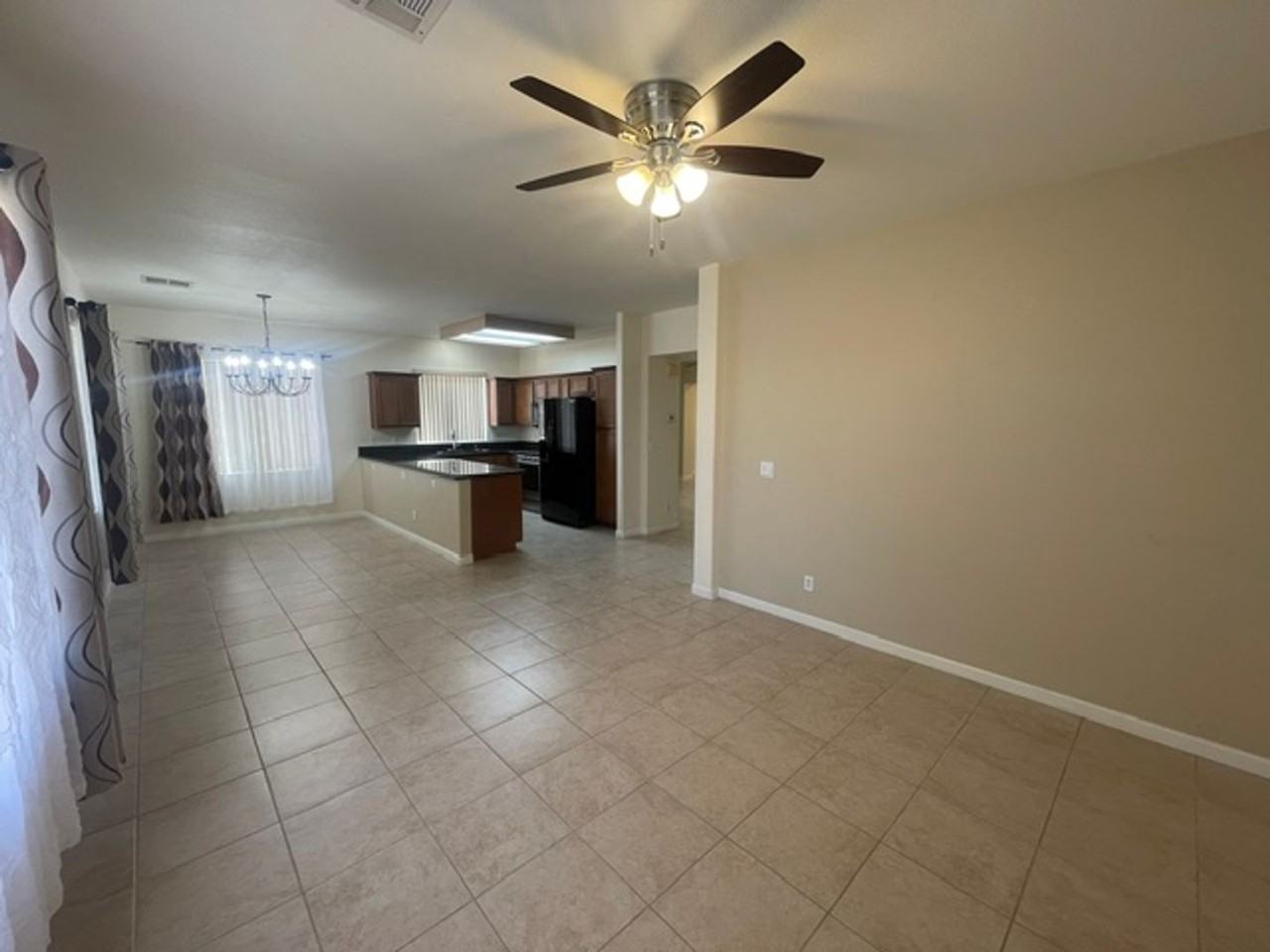 1416 Calle Montery St - Photo 5 of 24