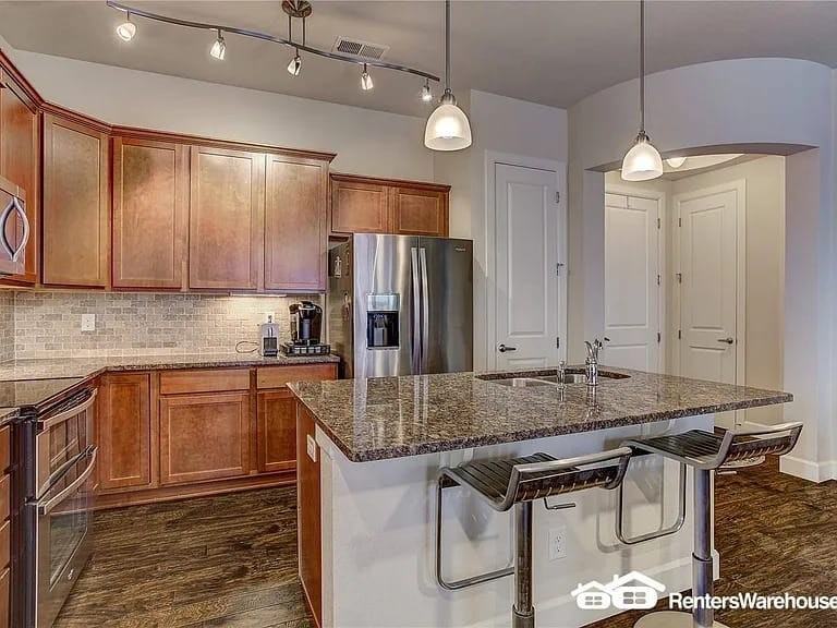 301 Inverness Way South - Photo 2 of 46
