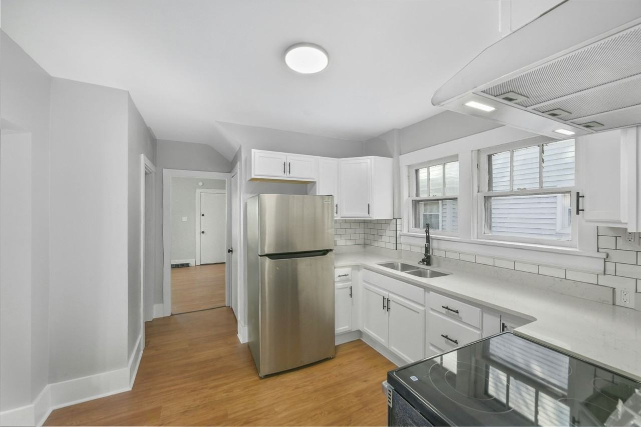 1329 Shenandoah Road - Photo 2 of 20