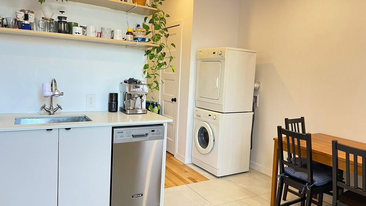 3290 Rue Wellington - Photo 4 of 8