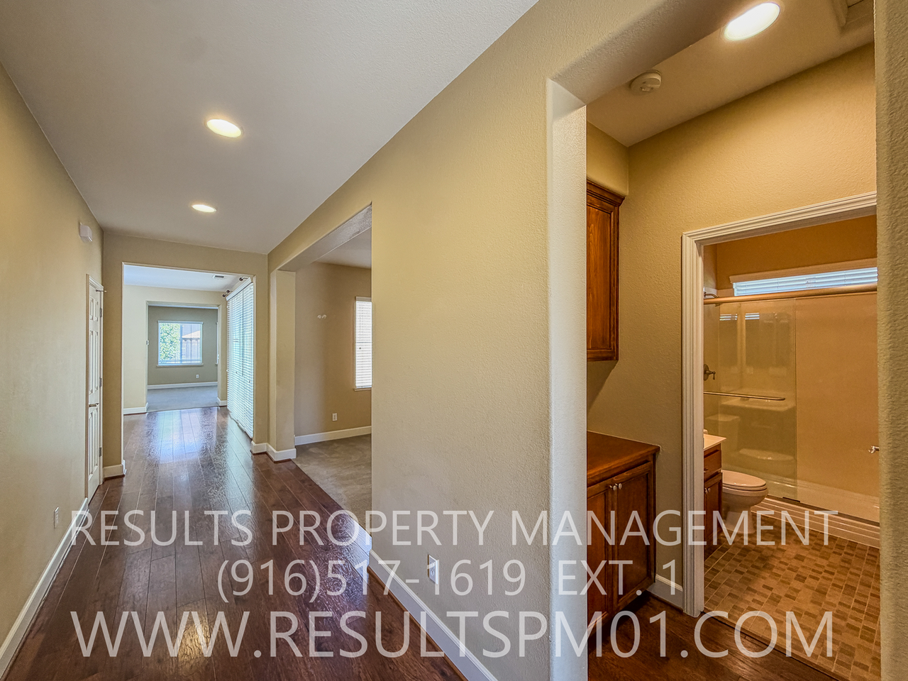 2425 Foxcroft Cir - Photo 4 of 41