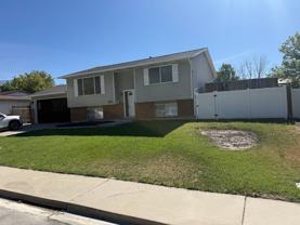 927 S 1635 W - Photo 1 of 1