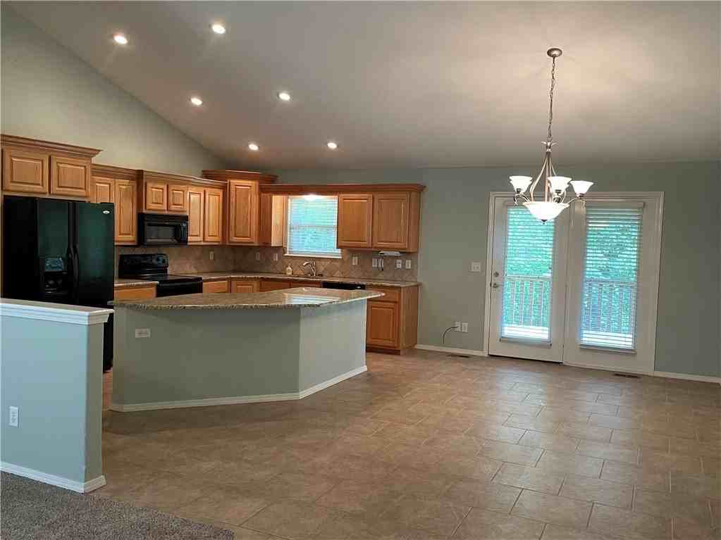 2 Bacton Ln - Photo 5 of 28