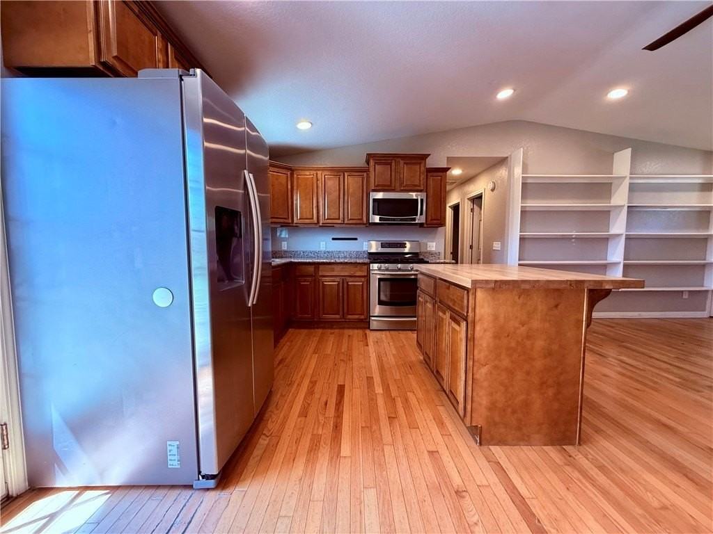 108 Se 13th St - Photo 4 of 18