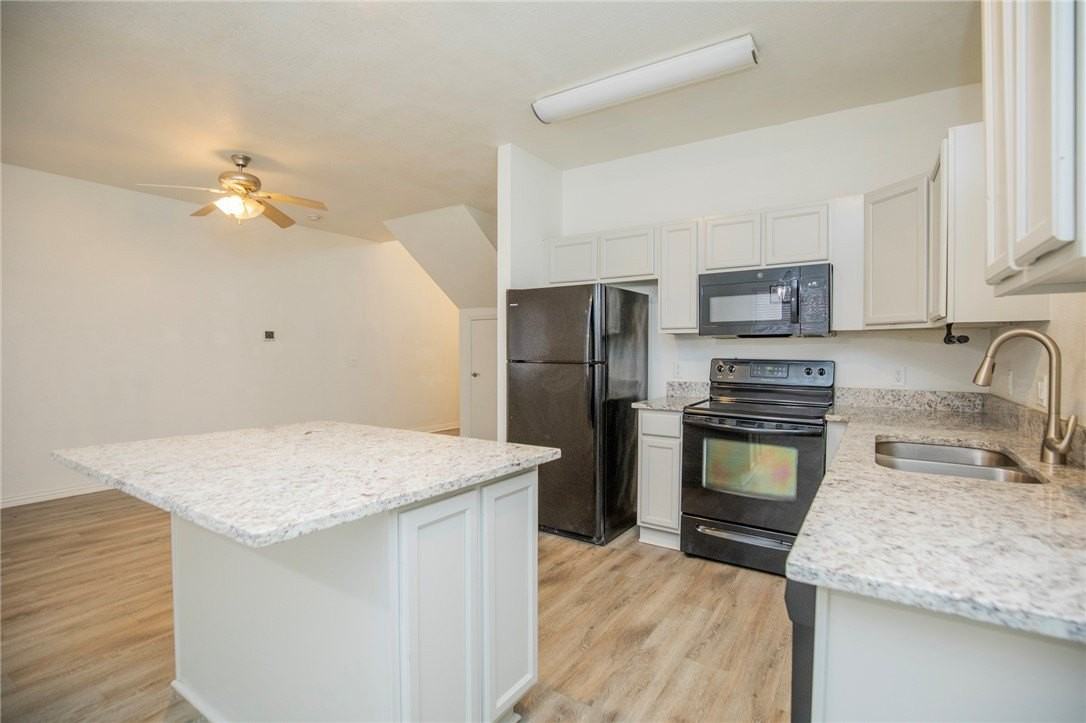786 W Breeze Cv - Photo 3 of 20