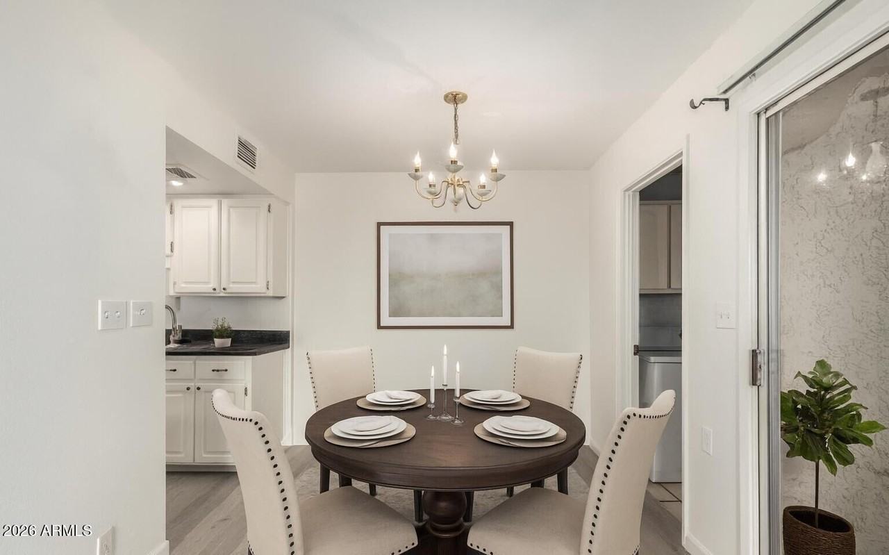 1227 E Townley Ave - Photo 5 of 13
