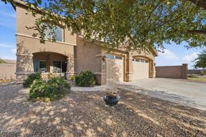 featured image of 43967 W Scenic Dr