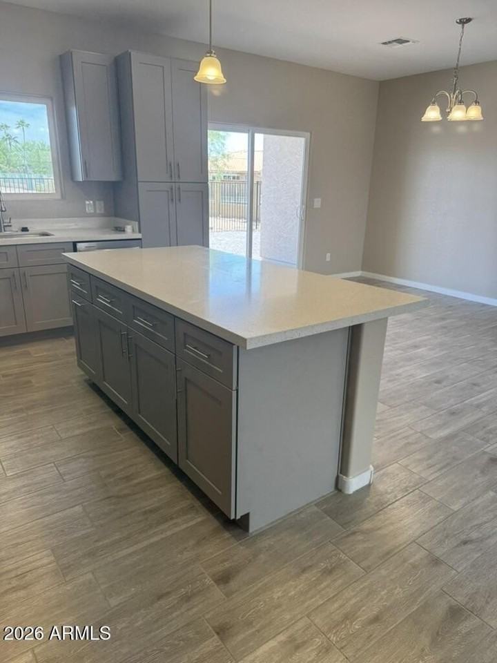15235 S Country Club Dr - Photo 6 of 33