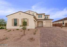 featured image of 19793 W Earll Dr