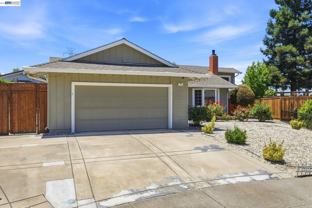 325 Goshen Ct - Photo 1 of 1