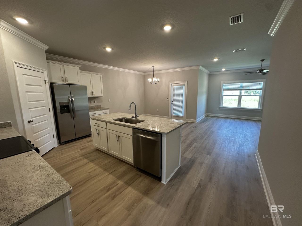 10162 Lamonica Lane - Photo 4 of 32