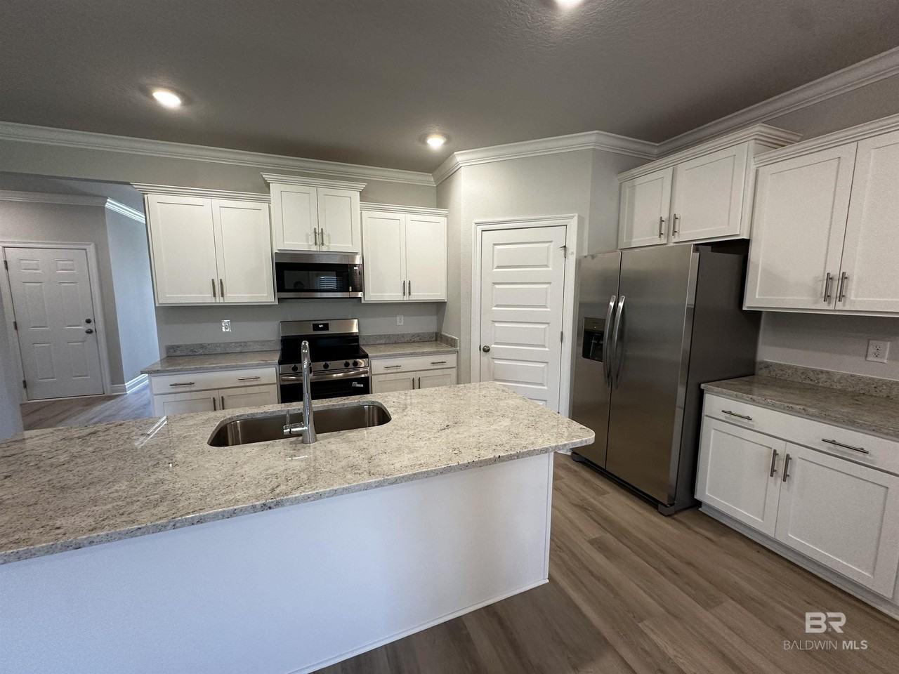 10162 Lamonica Lane - Photo 6 of 32
