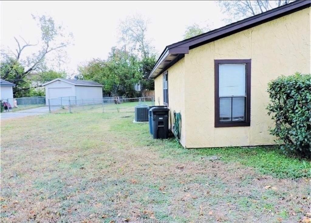1508 Pine Ridge Dr #A - Photo 2 of 10