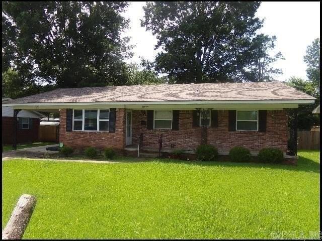 51 Meadowbrook Dr - Photo 2 of 6