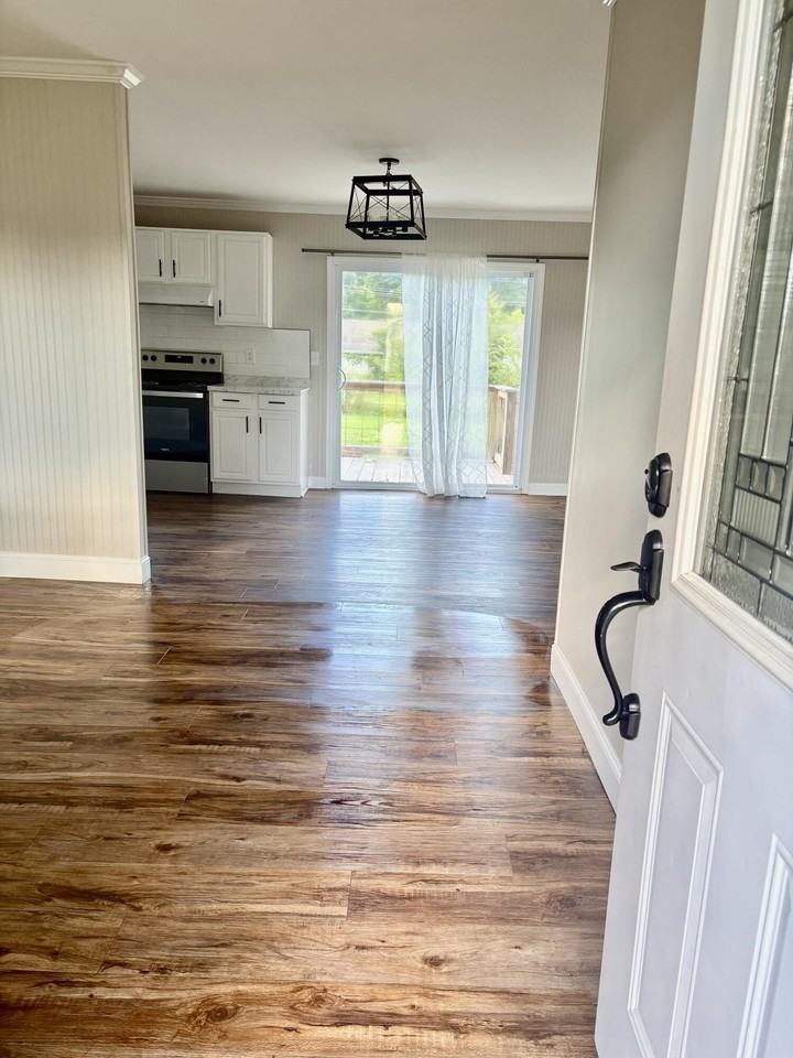 46 Haven Ln - Photo 3 of 11