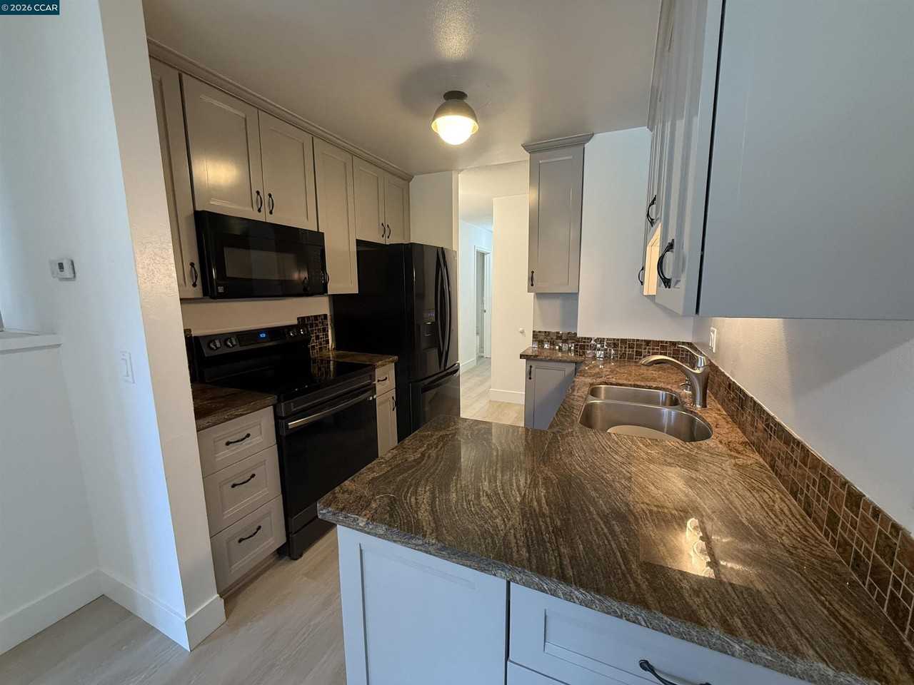 2564 Walnut Blvd #108 - Photo 4 of 14