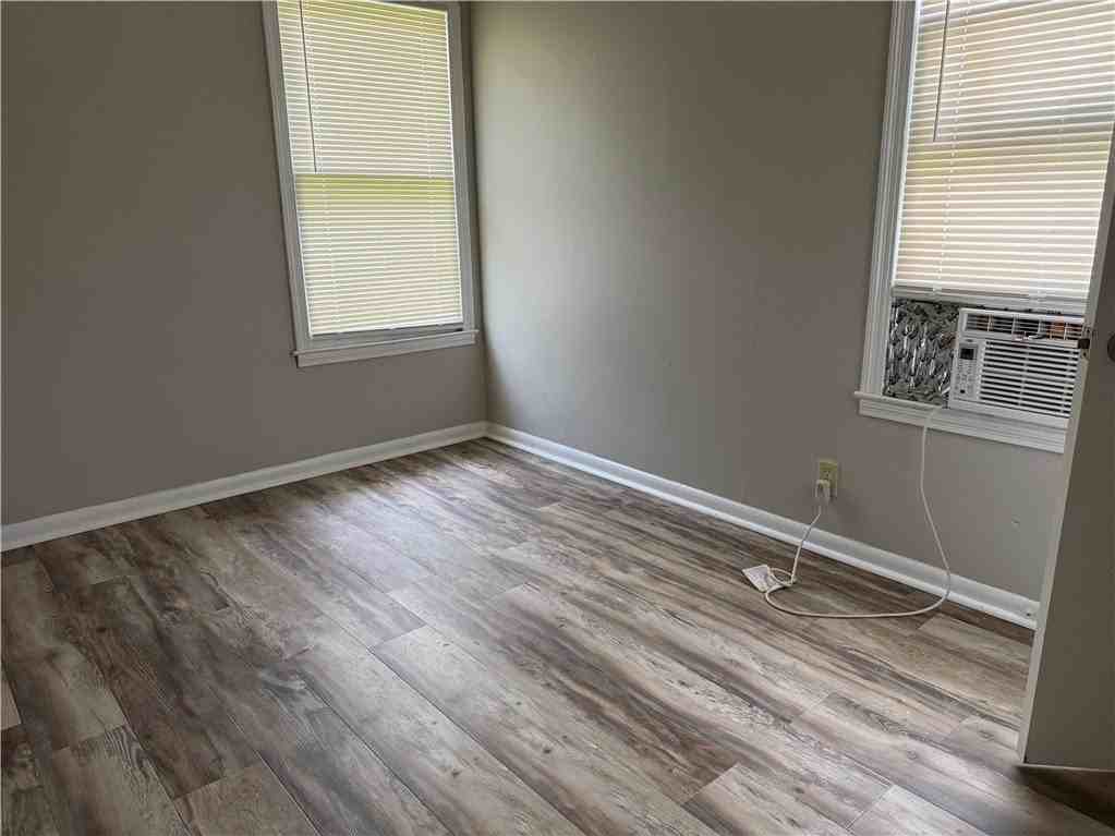 1533 Lazy Ln #B - Photo 6 of 9