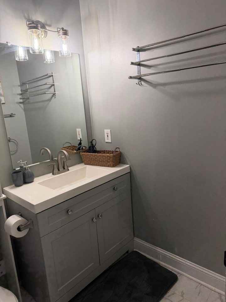 8305 Crete Ln - Photo 6 of 19