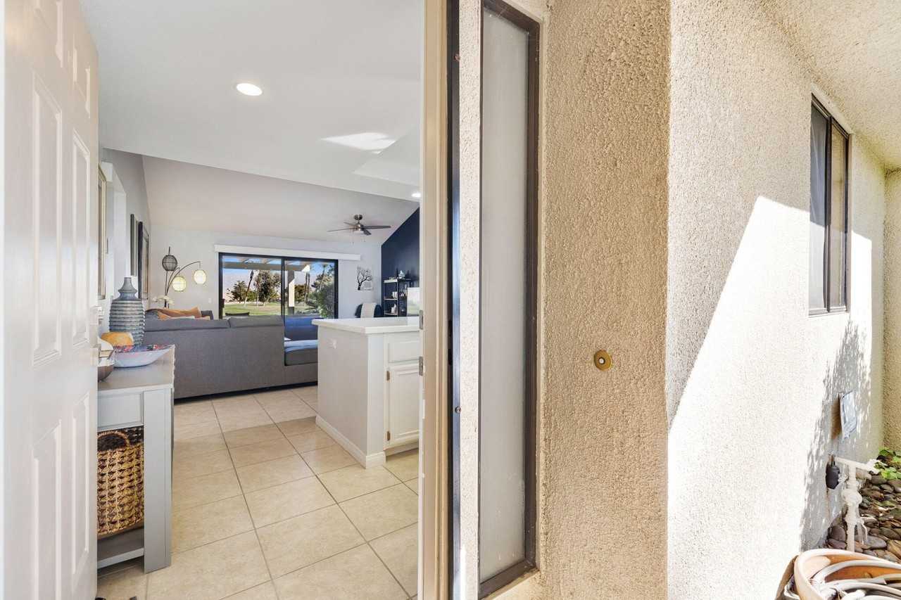 77116 Pauma Valley Way - Photo 6 of 36