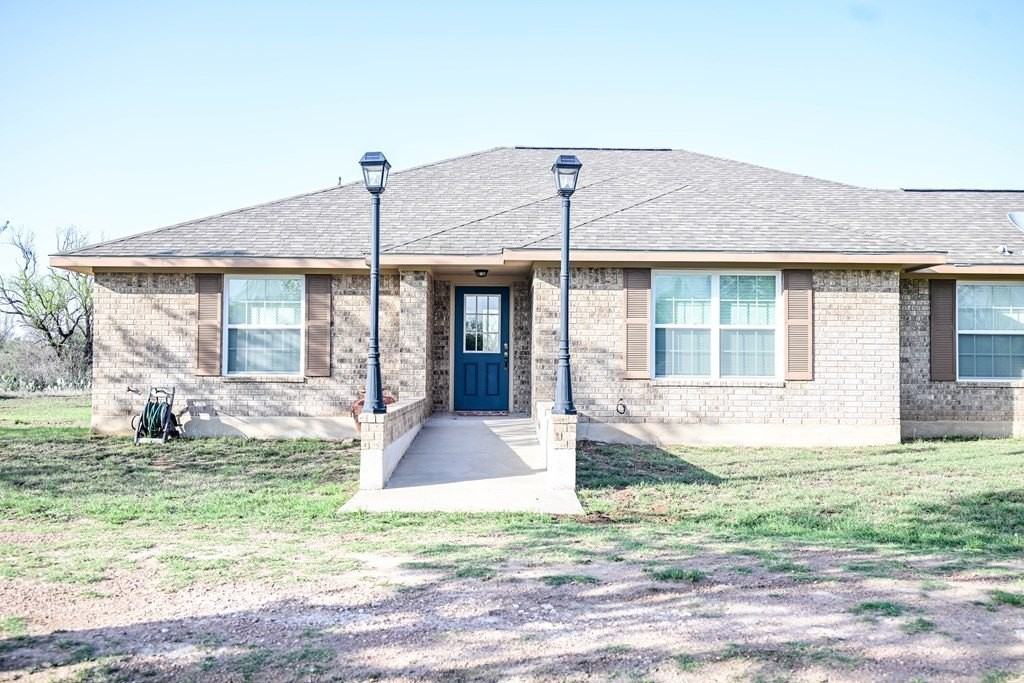 15219 Ranch Road 783 - Photo 2 of 26