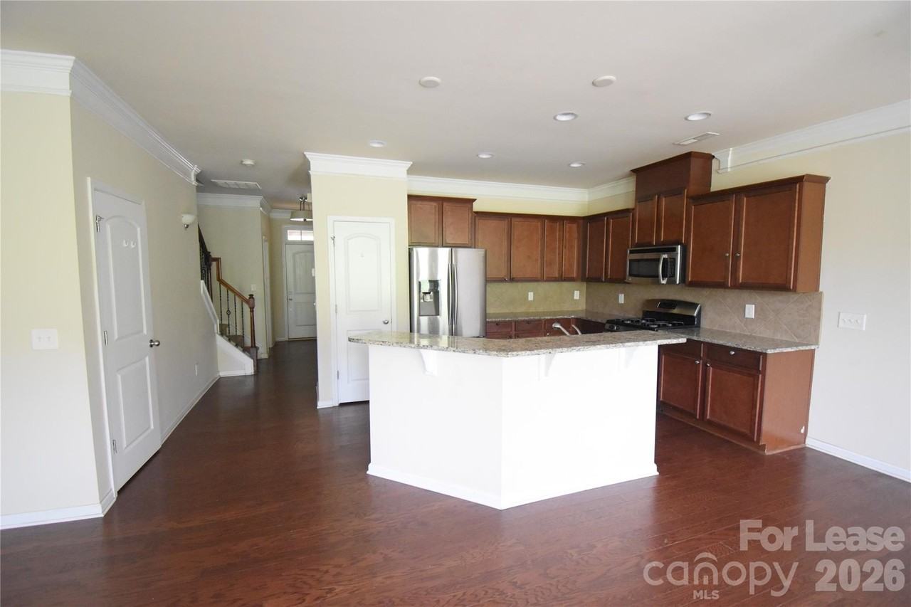 9620 Camberley Ave Nw - Photo 7 of 25