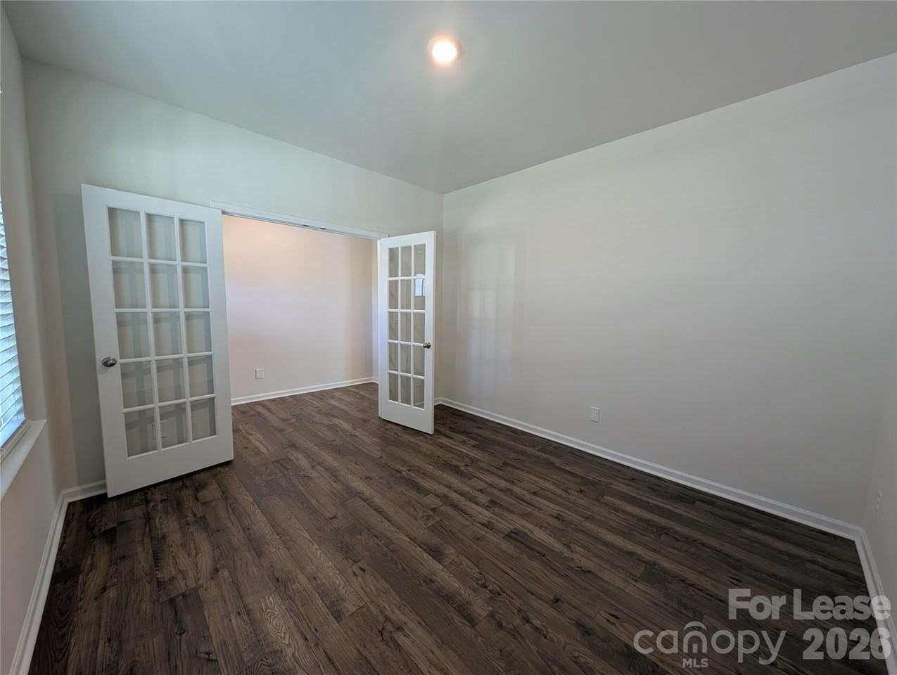 2167 Vanderlyn St - Photo 6 of 42