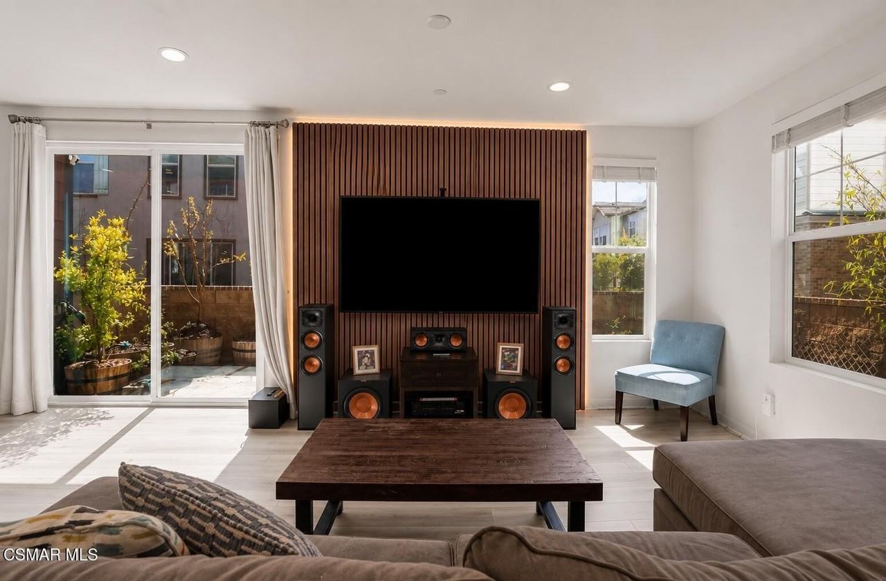 122 Red Brick Dr #6 - Photo 6 of 39