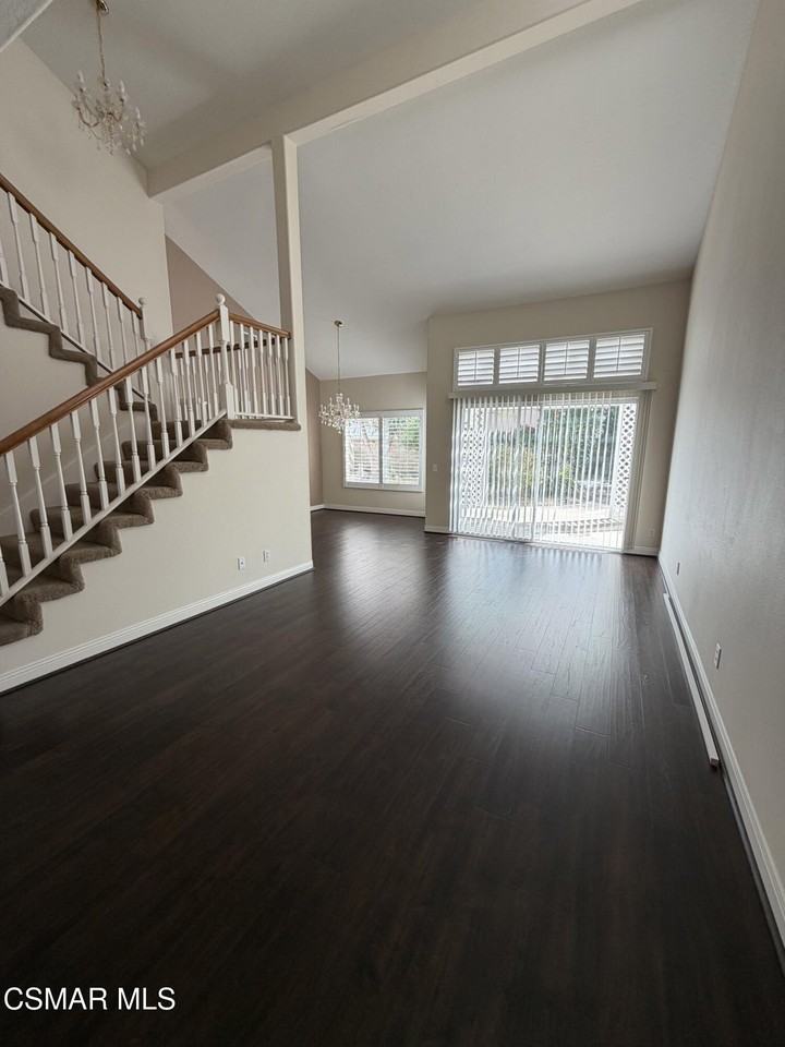 1836 Rock Spring St - Photo 4 of 32