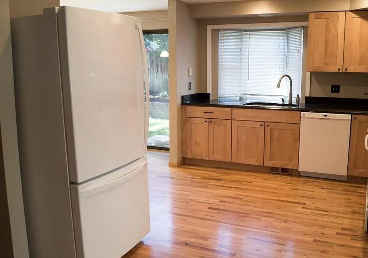 5753 S Lansing Ct - Photo 4 of 25