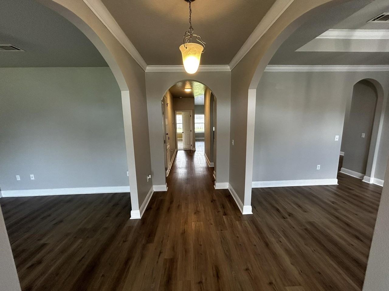 407 Pendo Pl - Photo 3 of 21