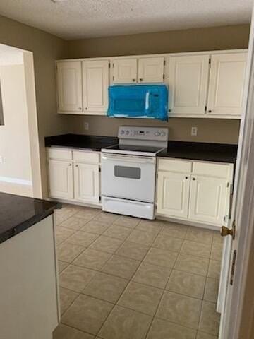 364 Schneider Dr #7 - Photo 3 of 9